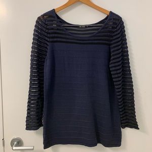 NIC+ZOE sweater top with mesh stripe detailing along neckline and arms. Size L.